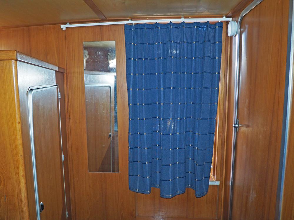 Aft cabin, Accommodation